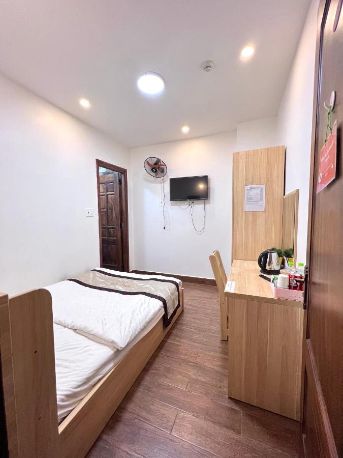 Nhat Anh Hotel Dalat Exteriör bild