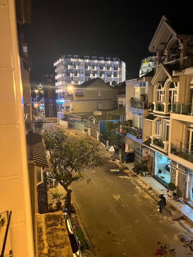 Nhat Anh Hotel Dalat Exteriör bild