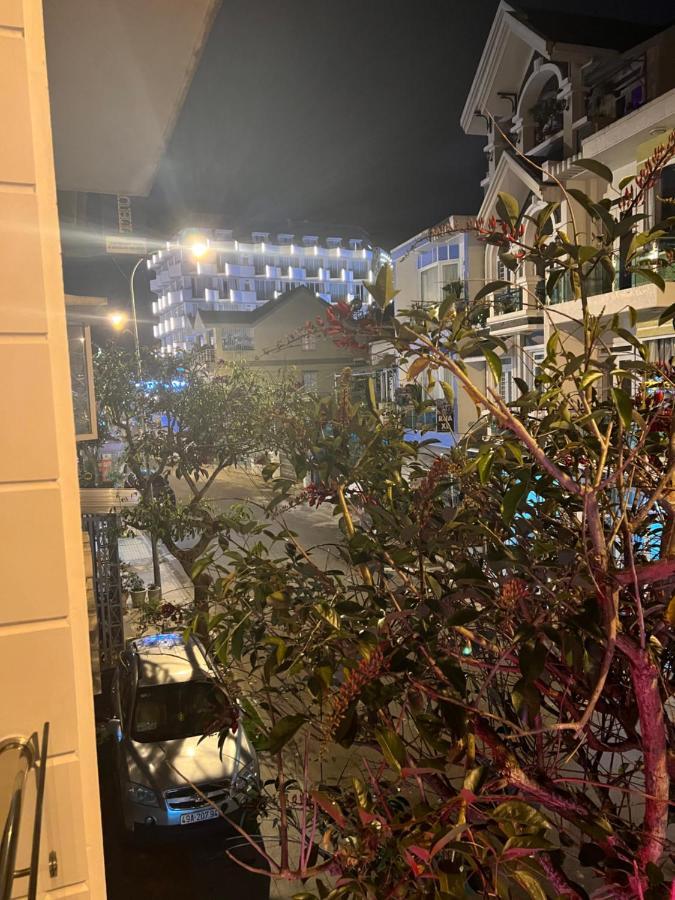 Nhat Anh Hotel Dalat Exteriör bild